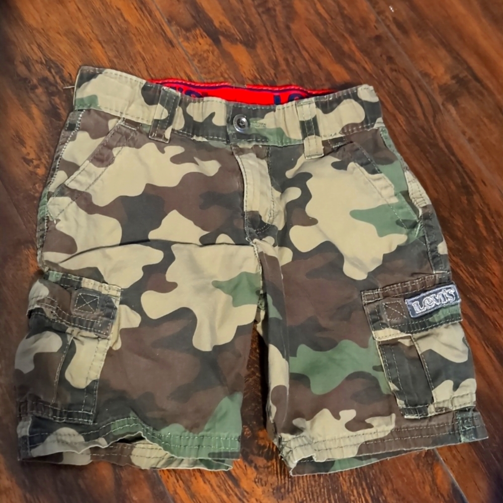 Levi's shorts